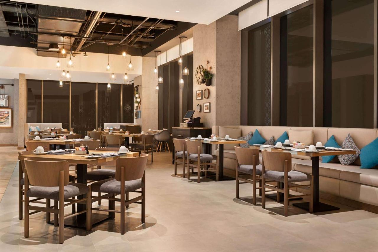 Mercure Dubai Gold District المظهر الخارجي الصورة
