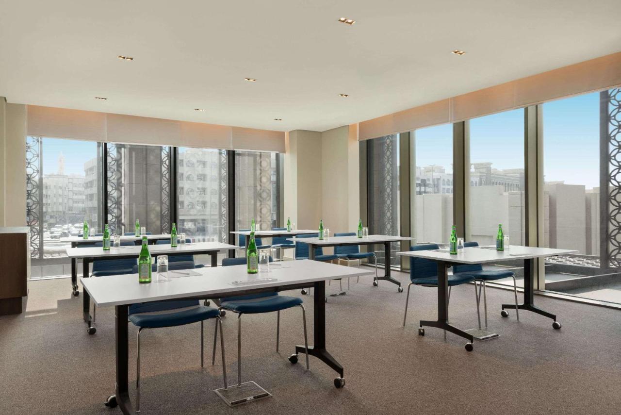 Mercure Dubai Gold District المظهر الخارجي الصورة