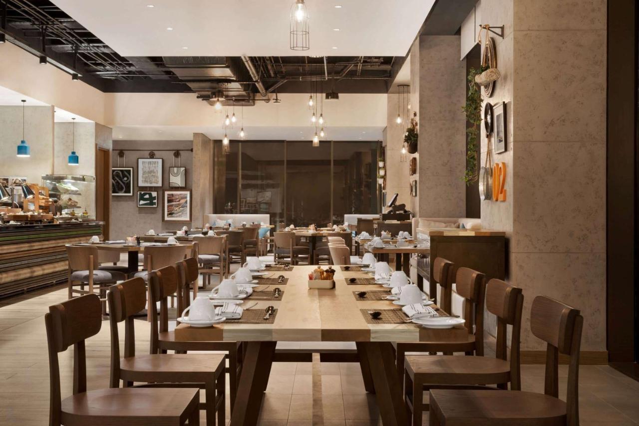 Mercure Dubai Gold District المظهر الخارجي الصورة